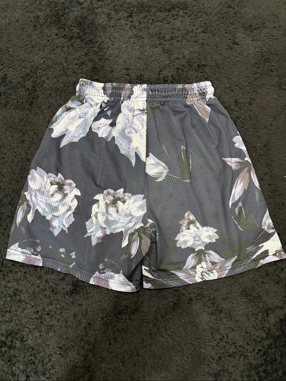 Men’s Kinetic Kings Floral Print Shorts-Like New - Picture 3 of 4